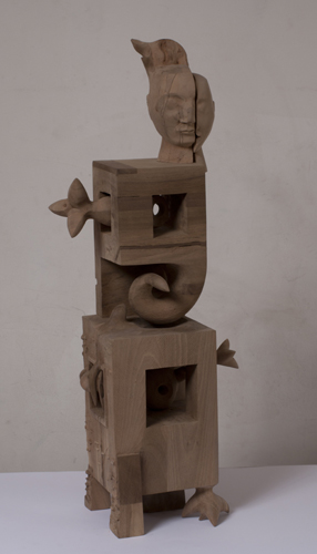 Der K�nstler Nikolai Zlatanov- Kaio, Die Sachen in mir, 80 cm., Nu�baum, Preis: EUR 900